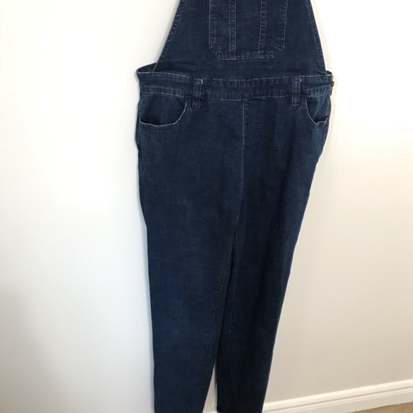 Forever 21 Dark Wash Overalls - Picture 5 of 11